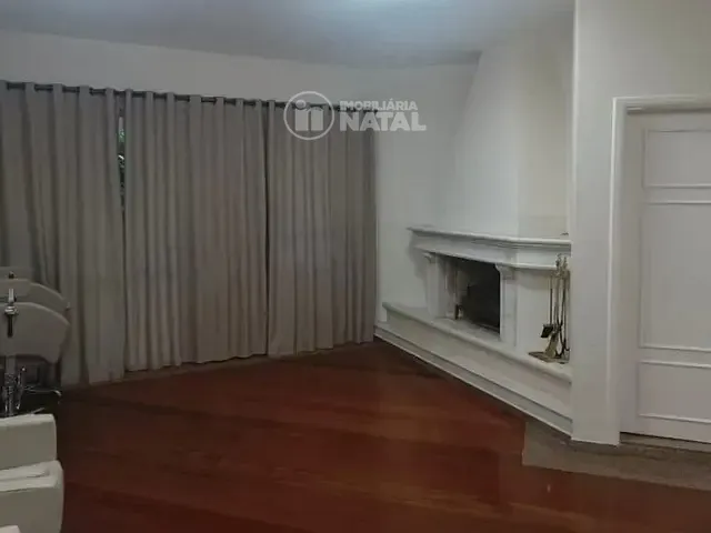 Casa com 1200m² 5 quartos e 6 banheiros, à venda, no bairro Jardim São Jorge em Londrina