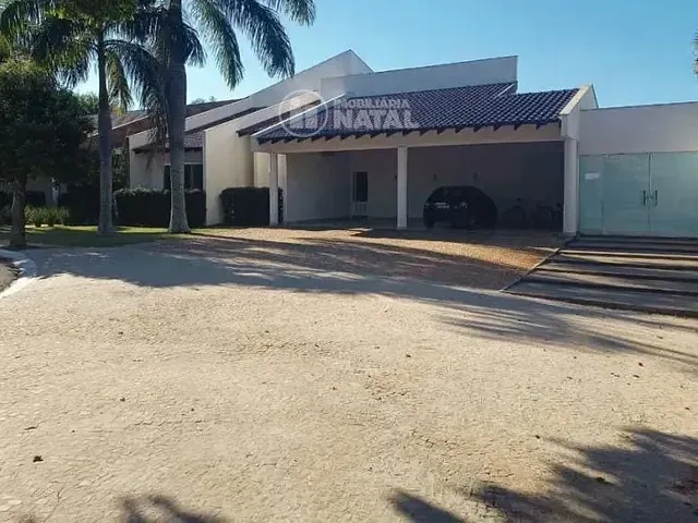 Casa com 1200m² 5 quartos e 6 banheiros, à venda, no bairro Jardim São Jorge em Londrina