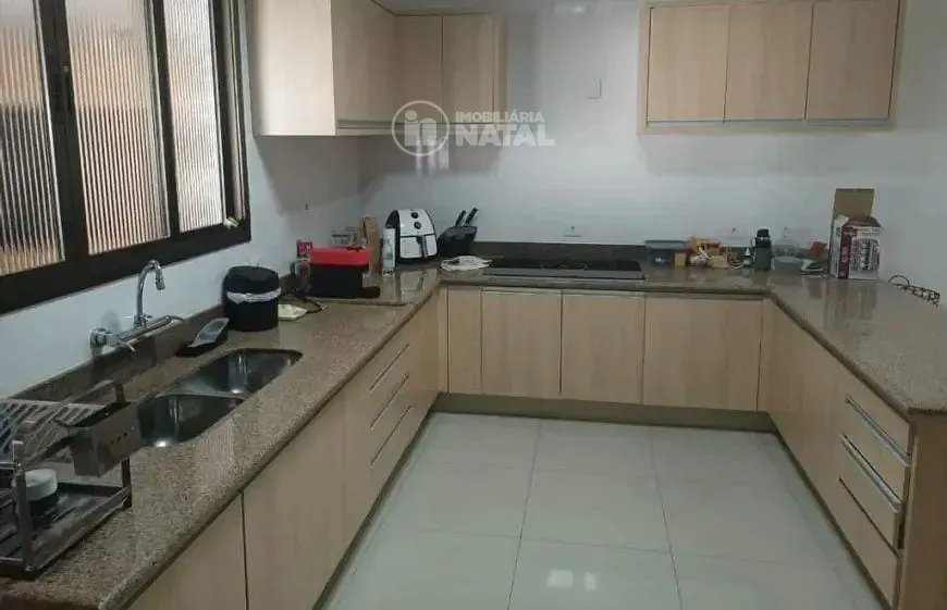 Casa, 5 quartos, 650 m² - Foto 10
