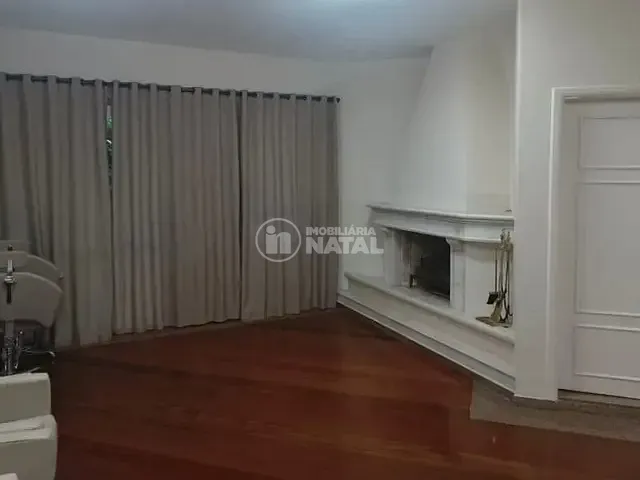 Casa com 1200m² 5 quartos e 6 banheiros, à venda, no bairro Jardim São Jorge em Londrina