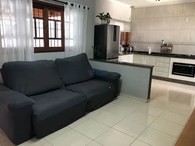 Casa com 140m² 2 quartos e 2 banheiros, à venda, no bairro Villa Branca em Jacareí