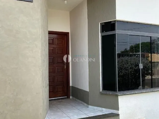 Casa com 300m² 3 quartos e 2 banheiros, à venda, no bairro Loteamento Egydio Tagliari em Artur Nogueira