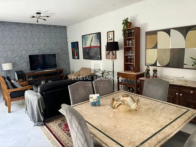 Casa com 140m² 3 quartos e 3 banheiros, à venda, no bairro Villa Verde em Bragança Paulista