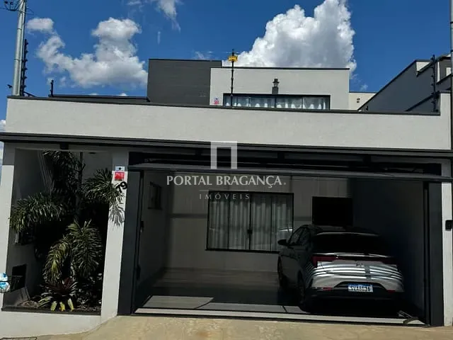 Casa com 140m² 3 quartos e 3 banheiros, à venda, no bairro Villa Verde em Bragança Paulista
