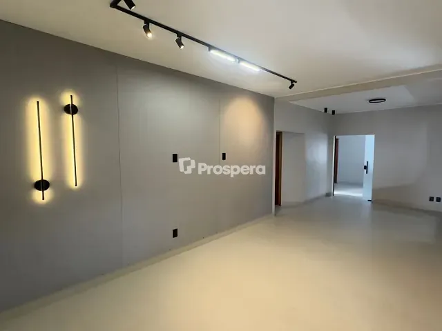 Casa com 380m² 3 quartos e 3 banheiros, à venda, no bairro Anápolis City em Anápolis