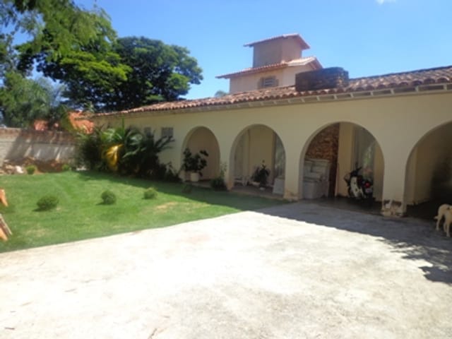 Casa com 500m², à venda, no bairro Bandeirantes em Belo Horizonte