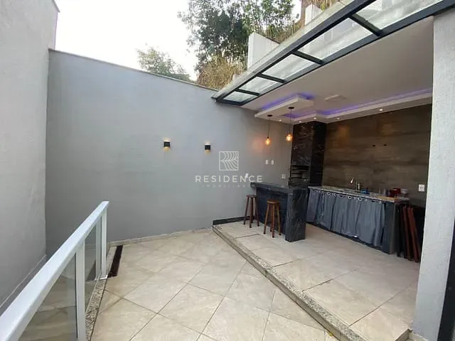Casa com 100m² 2 quartos e 3 banheiros, à venda, no bairro Água Limpa em Volta Redonda