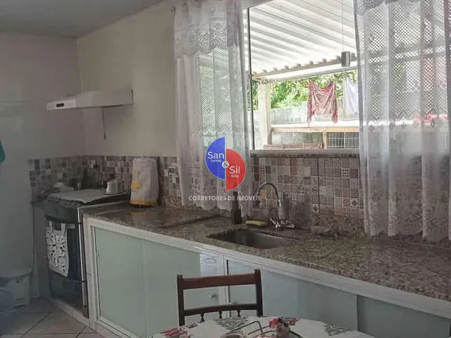 Casa com 360m² 2 quartos e 1 banheiro, à venda, no bairro Cidade Jardim Guapimirim em Guapimirim