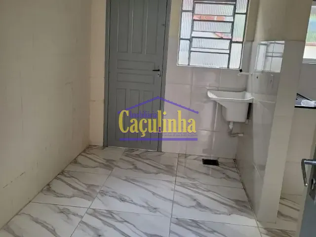 Casa com 66m², à venda, no bairro Maracanã em Barra do Piraí