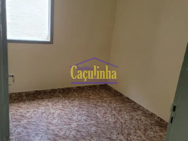 Casa com 66m², à venda, no bairro Maracanã em Barra do Piraí