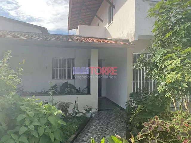 Casa com 336m² 6 quartos e 7 banheiros, à venda, no bairro Pontal em Ilhéus