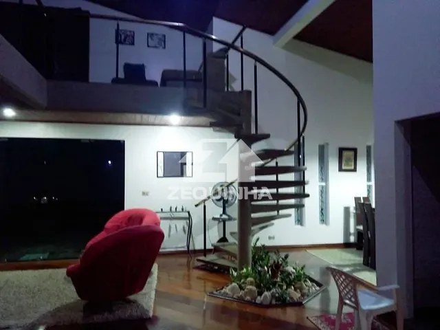 Casa com 370m² 3 quartos e 2 banheiros, à venda, no bairro City Bussocaba em Osasco