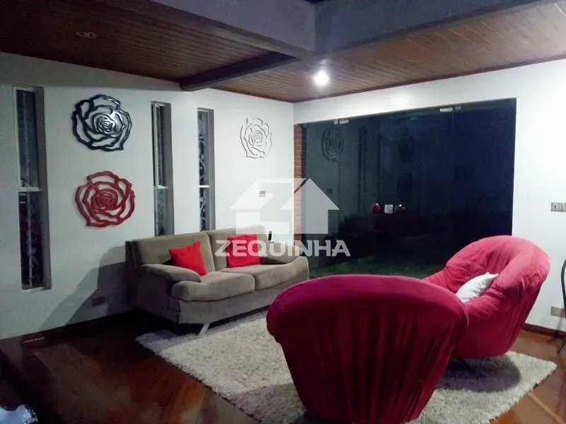 Casa, 3 quartos, 267 m² - Foto 3