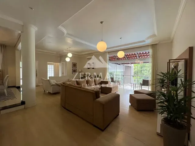 Casa 3 quartos e 3 banheiros, à venda, no bairro Garcia em Blumenau