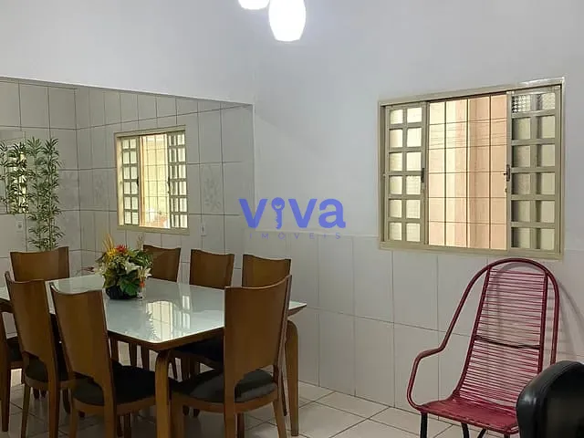 Casa com 360m² 3 quartos e 2 banheiros, à venda, no bairro Itapoã em Aparecida de Goiânia