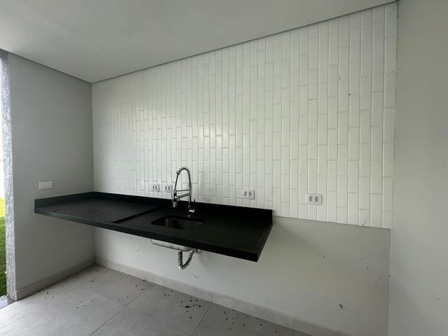 Casa com 320m² 3 quartos e 3 banheiros, à venda, no bairro Jardim São Pedro em Mogi das Cruzes