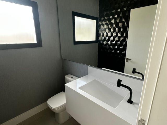 Casa com 320m² 3 quartos e 3 banheiros, à venda, no bairro Jardim São Pedro em Mogi das Cruzes