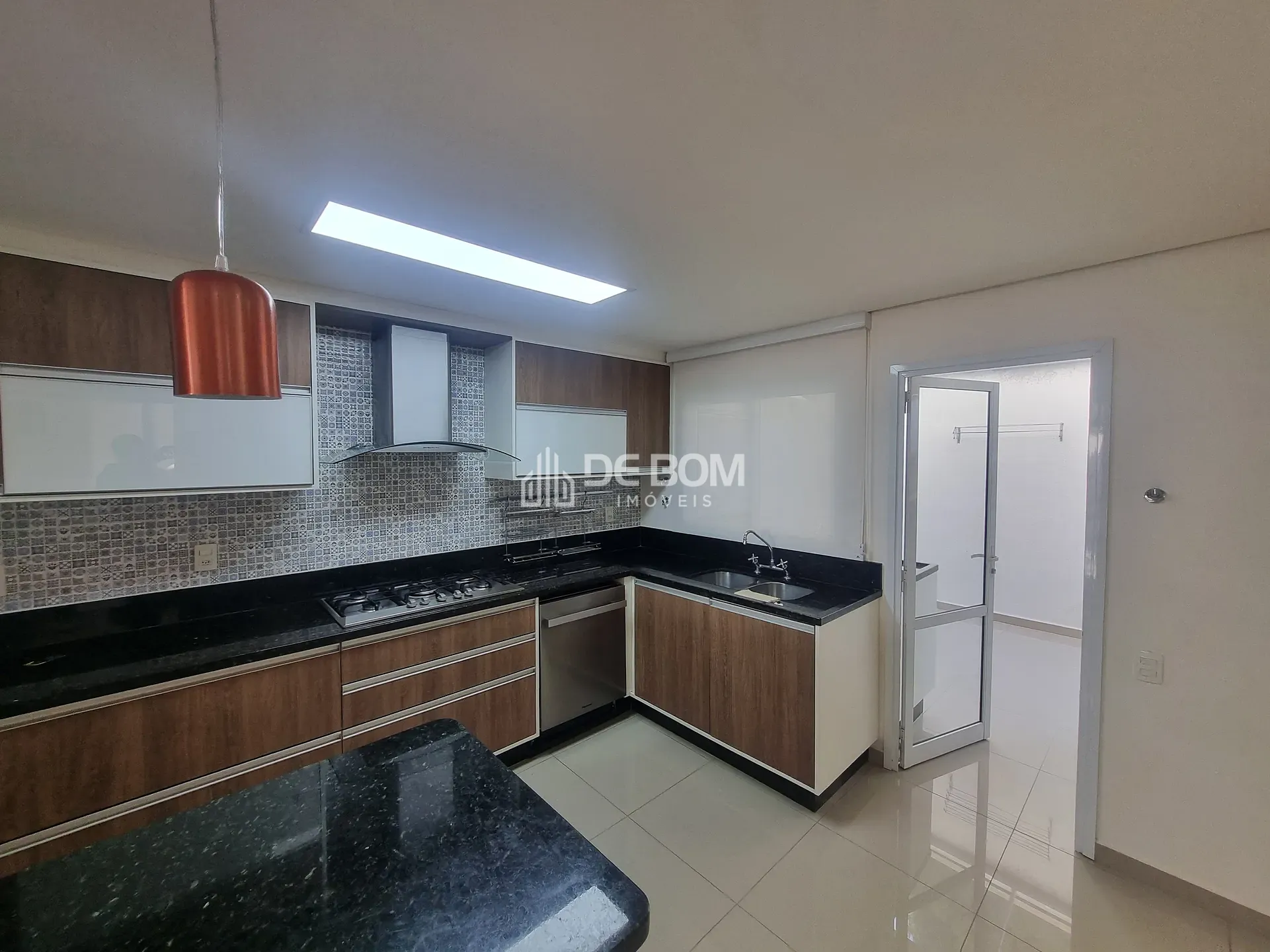 Casa, 4 quartos, 210 m² - Foto 2