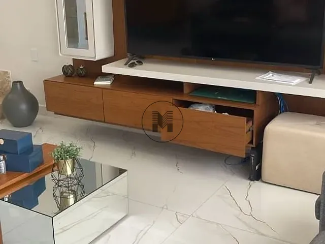 Casa com 360m² 4 quartos e 5 banheiros, à venda, no bairro Portal das Colinas em Guaratinguetá