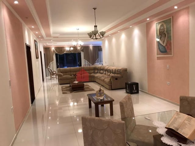Casa com 4000m², à venda, no bairro Centro em Roseira