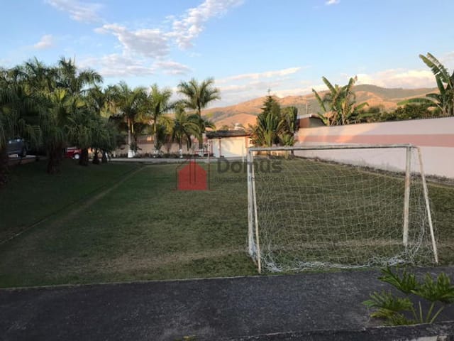 Casa com 4000m², à venda, no bairro Centro em Roseira