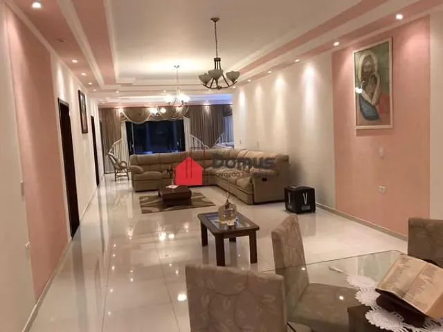Casa com 4000m², à venda, no bairro Centro em Roseira
