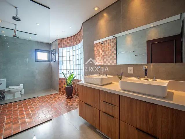 Casa com 750m² 4 quartos e 6 banheiros, à venda, no bairro Jardim do Golf I em Jandira