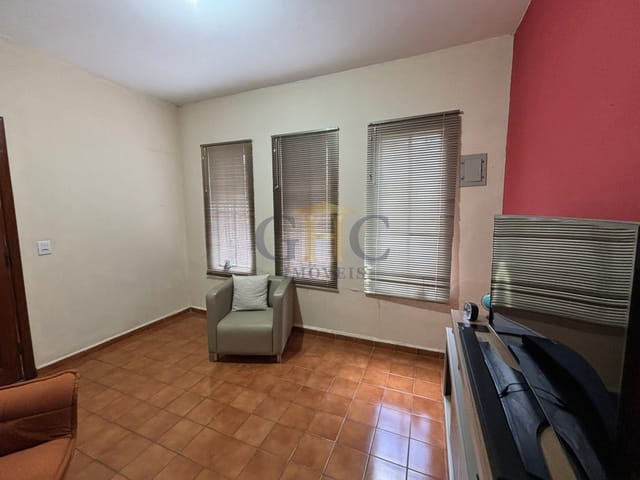 Casa com 250m² 3 quartos e 2 banheiros, à venda, no bairro Jardim Primavera em Salto de Pirapora