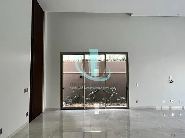 Casa com 606m² 4 quartos e 6 banheiros, à venda, no bairro Residencial Portal dos Oitis em Araraquara