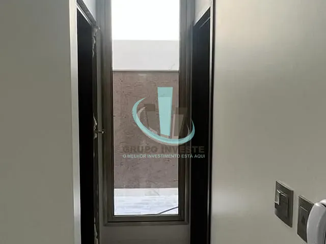 Casa com 606m² 4 quartos e 6 banheiros, à venda, no bairro Residencial Portal dos Oitis em Araraquara