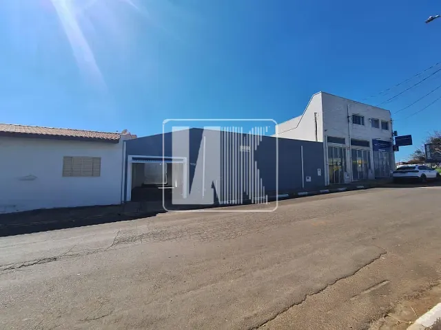 Casa com 200m² 3 quartos e 1 banheiro, à venda, no bairro Centro em Cesário Lange