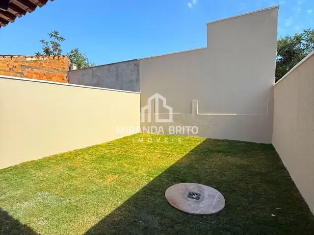 Casa 2 quartos e 2 banheiros, à venda, no bairro Vila Oliveira em Aparecida de Goiânia