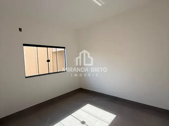 Casa 2 quartos e 2 banheiros, à venda, no bairro Vila Oliveira em Aparecida de Goiânia