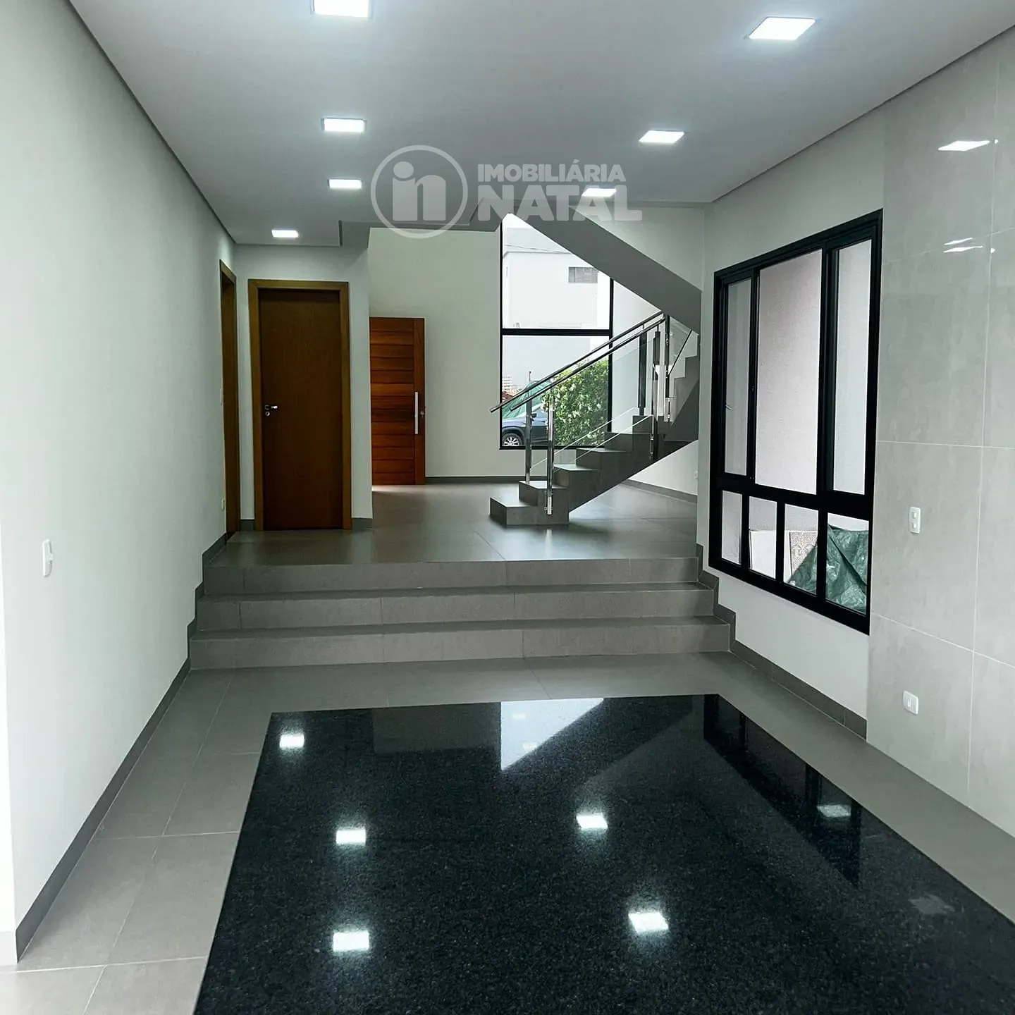 Casa, 3 quartos, 198 m² - Foto 2