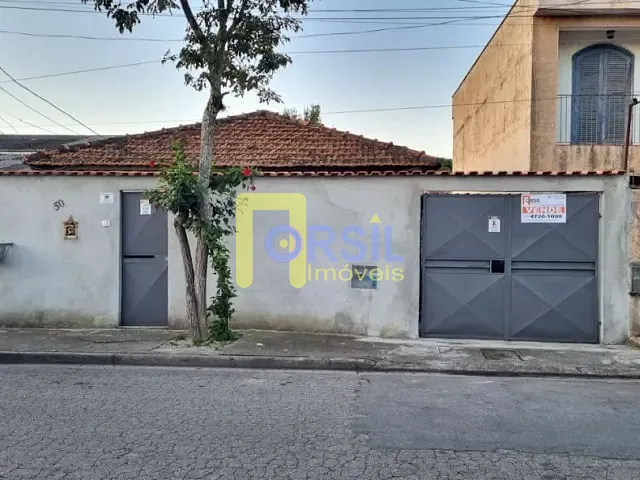 Casa com 500m² 3 quartos e 2 banheiros, à venda, no bairro Vila Suissa em Mogi das Cruzes