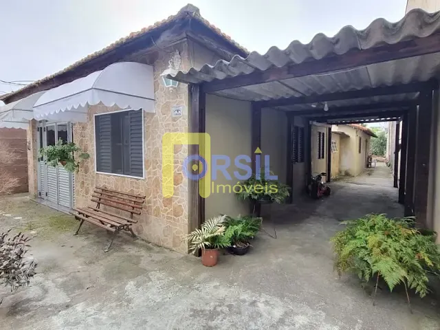 Casa com 500m² 3 quartos e 2 banheiros, à venda, no bairro Vila Suissa em Mogi das Cruzes