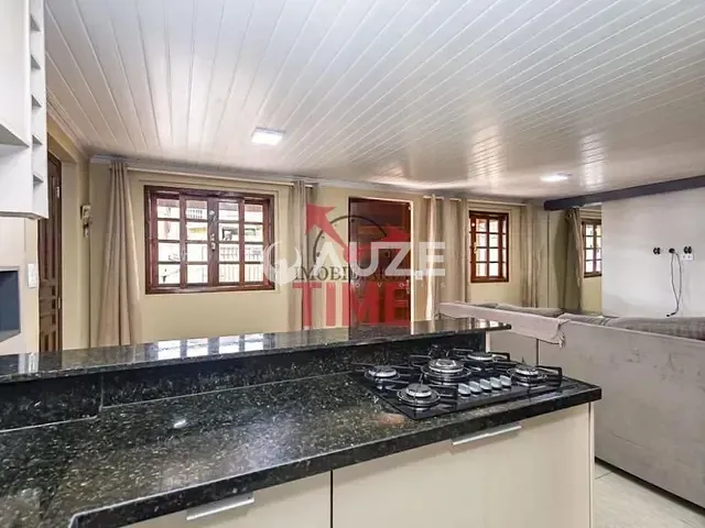 Casa com 170m² 3 quartos e 2 banheiros, à venda, no bairro Jardim Monte Santo em Almirante Tamandaré