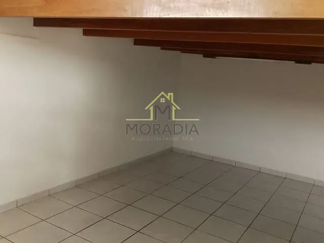 Casa com 205m² 3 quartos e 2 banheiros, à venda, no bairro Parque das Orquideas em Guaxupé