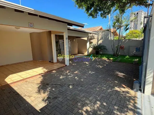Casa com 360m² 4 quartos e 2 banheiros, à venda, no bairro San Fernando em Londrina