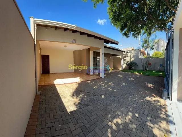 Casa com 360m² 4 quartos e 2 banheiros, à venda, no bairro San Fernando em Londrina
