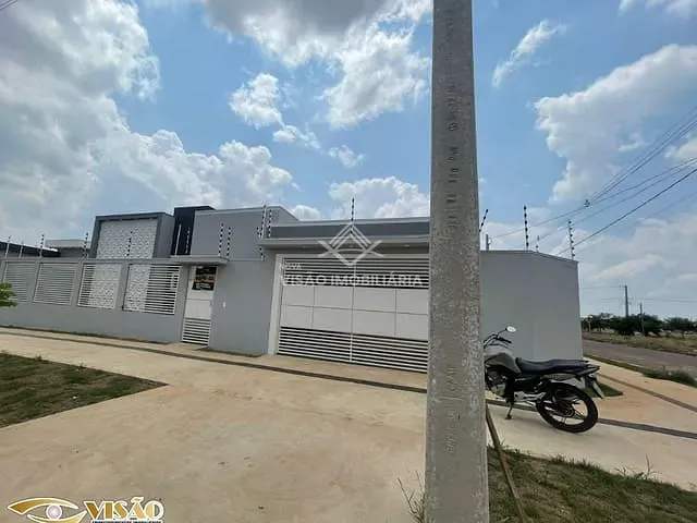 Casa com 209m² 2 quartos e 1 banheiro, à venda, no bairro Jardim Curitiba em Sinop