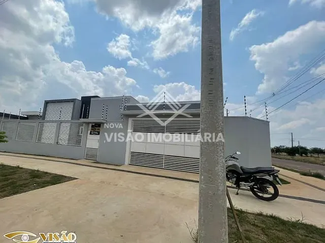 Casa com 209m² 2 quartos e 1 banheiro, à venda, no bairro Jardim Curitiba em Sinop