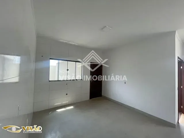 Casa com 209m² 2 quartos e 1 banheiro, à venda, no bairro Jardim Curitiba em Sinop