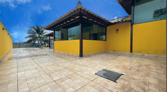 Casa com 360m² 3 quartos e 4 banheiros, à venda, no bairro Morro do Milagre em São Pedro da Aldeia