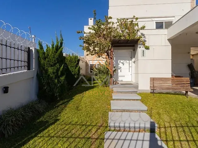 Casa 4 quartos e 5 banheiros, à venda, no bairro Três Vendas em Pelotas