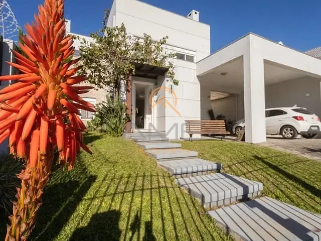 Casa 4 quartos e 5 banheiros, à venda, no bairro Três Vendas em Pelotas