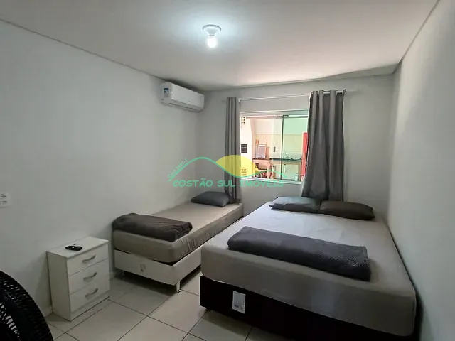 Casa 4 quartos e 3 banheiros, à venda, no bairro Morro das Pedras em Florianópolis