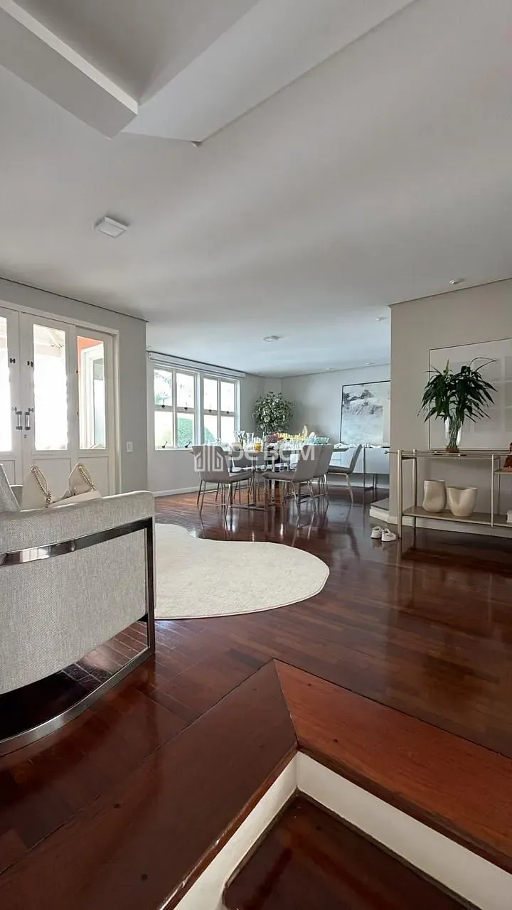 Casa, 4 quartos, 240 m² - Foto 2