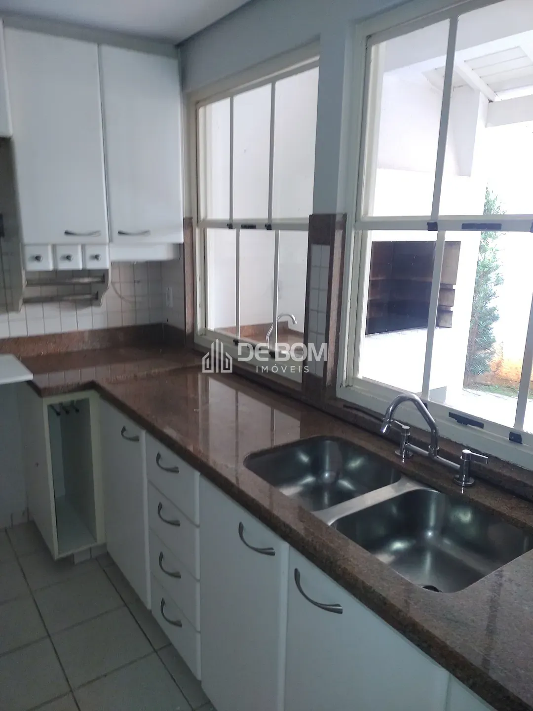 Casa, 4 quartos, 240 m² - Foto 41