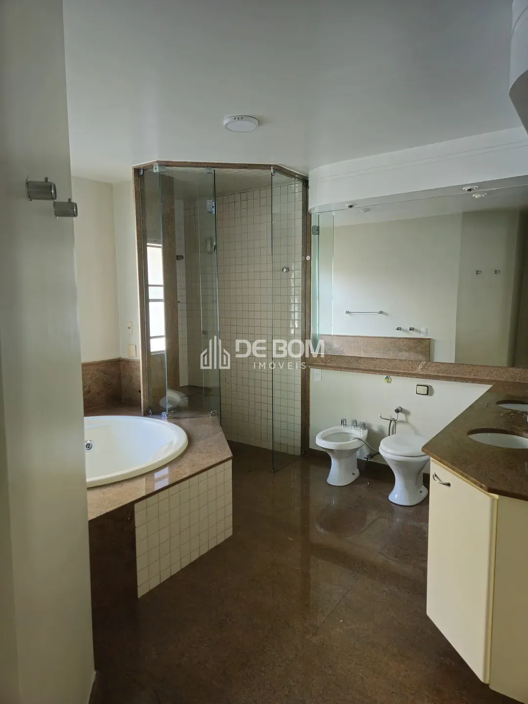 Casa, 4 quartos, 240 m² - Foto 31
